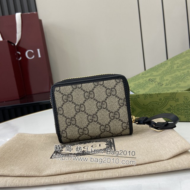 Gucci專櫃古馳最新款Emblem系列飾包帶卡片夾零錢包 jh2406型號：819131